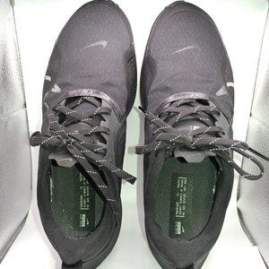 Nike Air Zoom Pegasus 37 Shield black color Size 9 US, Good condition shoes